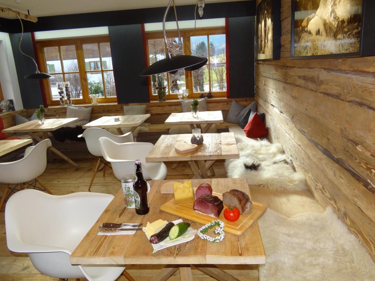 Gaestehaus Buehler โอเบอร์สทดอร์ฟ ภายนอก รูปภาพ